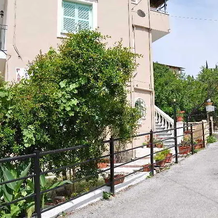 Paraskevi Apartment *